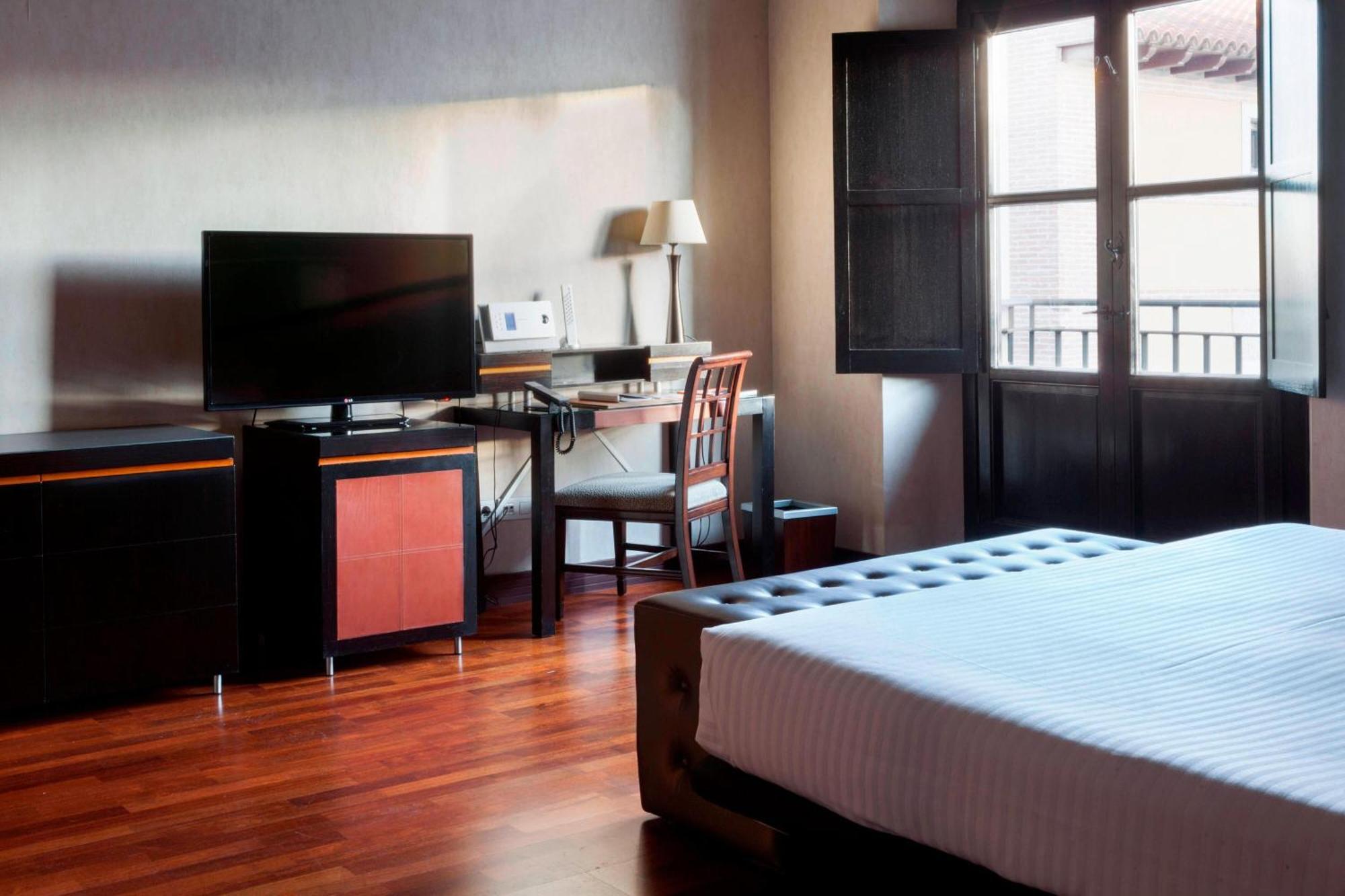Ac Palacio De Santa Ana By Marriott 5* Valladolid
