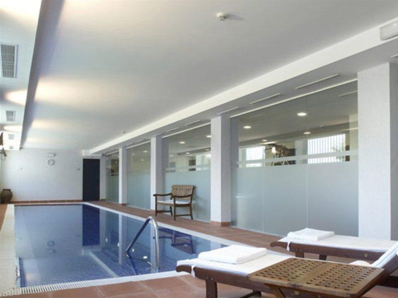 Hotel Ac Palacio De Santa Ana By Marriott 5*