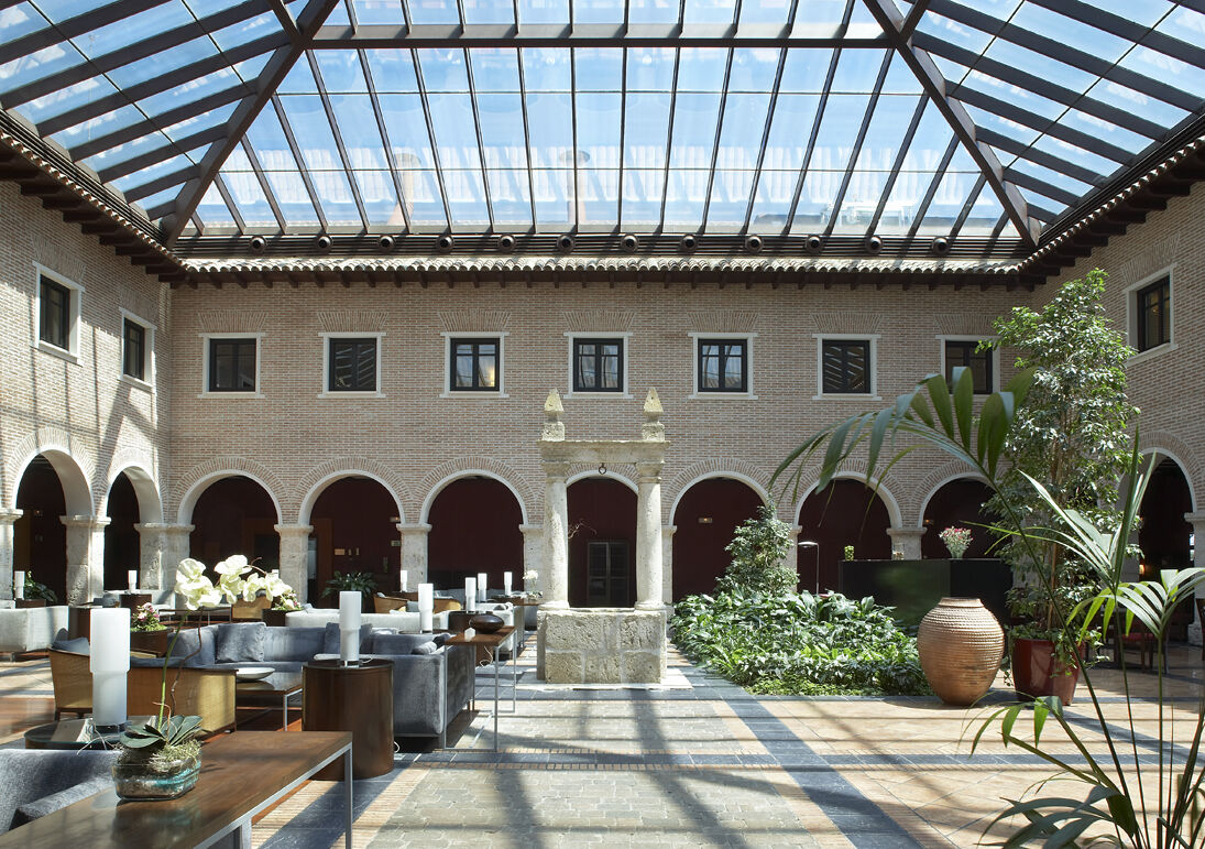 Ac Palacio De Santa Ana By Marriott