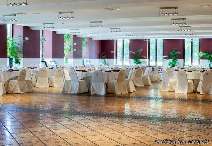 Hotel Ac Palacio De Santa Ana By Marriott 5*